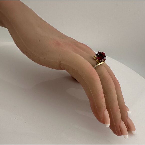 Women's Beautiful Gold Tone Red Rose Flower Ring - Picture 13 of 15